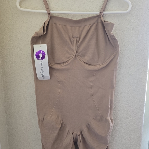 Rhonda Shear Shapewear Bodysuit - XL, NWT - Picture 1 of 5